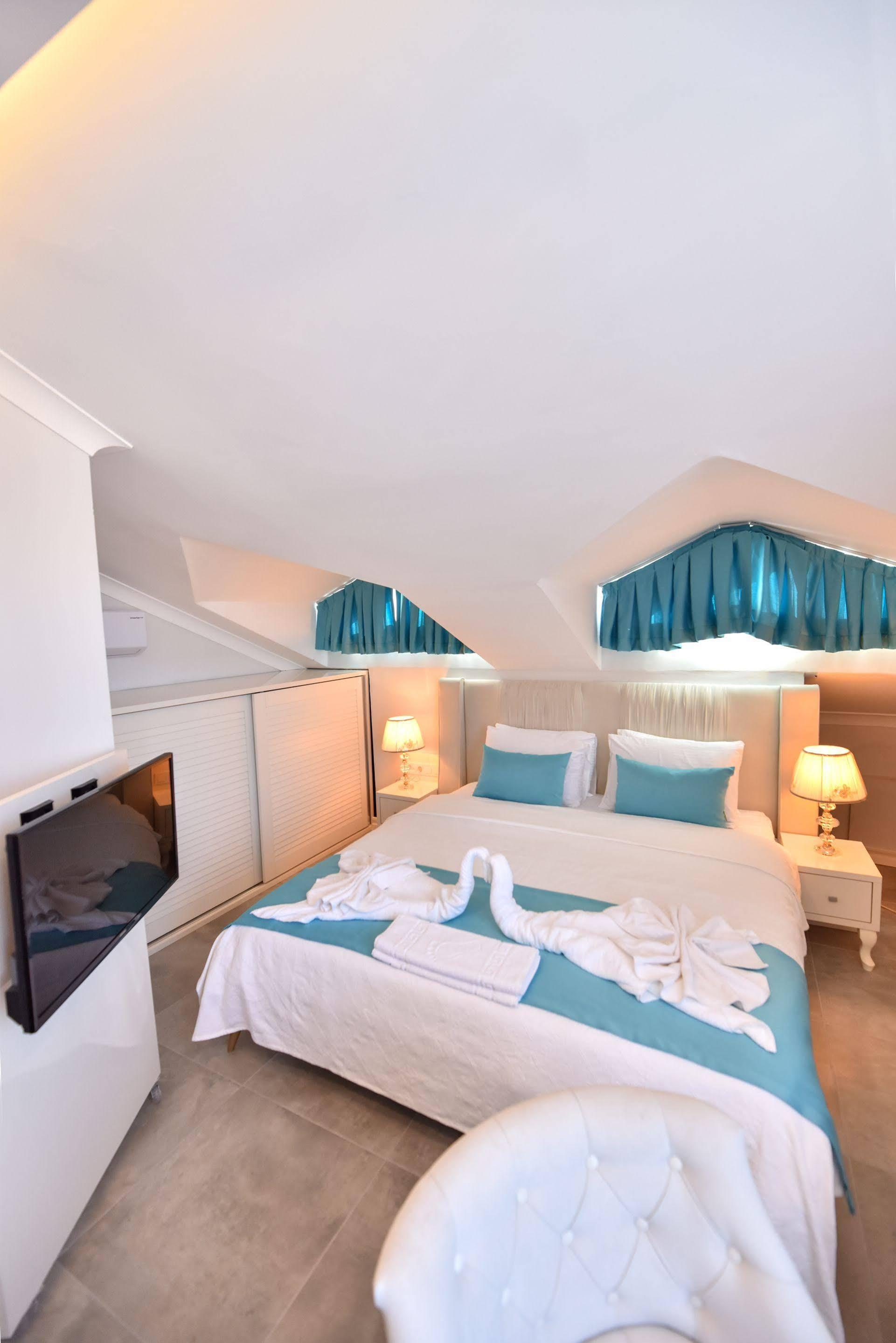 Monastery Suites Hotel-Fethiye Ölüdeniz Dış mekan fotoğraf