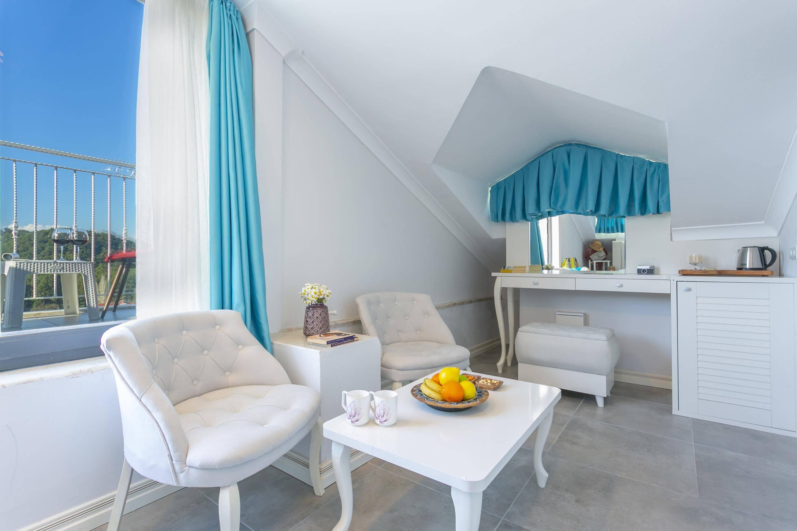 Monastery Suites Hotel-Fethiye Ölüdeniz Dış mekan fotoğraf